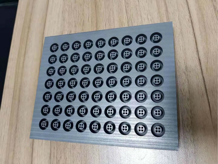 提高石墨電極質(zhì)量的重點關(guān)鍵問題是什么